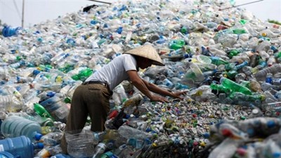 Gánh nặng rác thải nhựa đang đè nặng Việt Nam